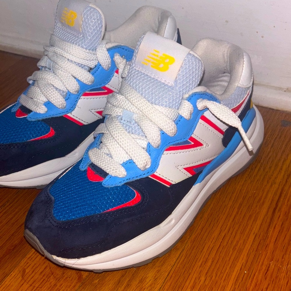 New Balance 57/40
Natural Indigo Electric Red Women’s Size 6.5